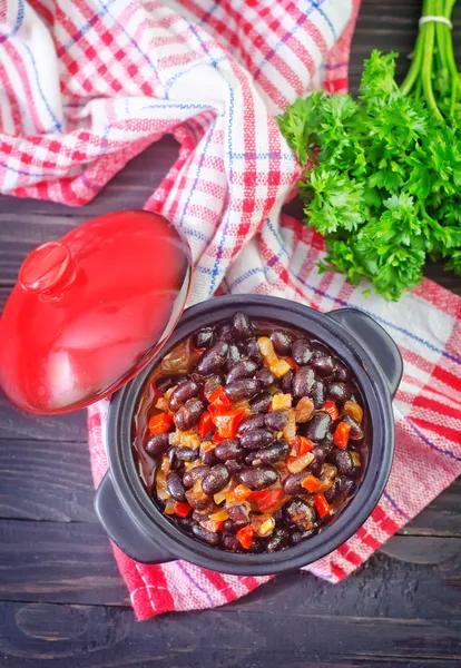 Black beans with chili — Stock Photo, Image