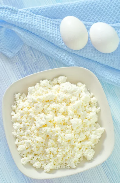 Cottage in a bowl — Stock Photo, Image