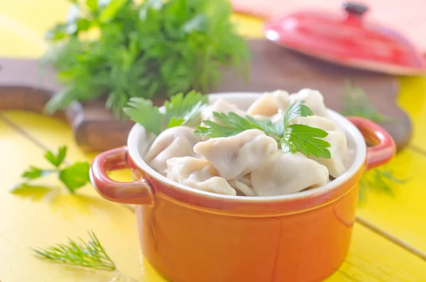 Pelmeni v misce — Stock fotografie