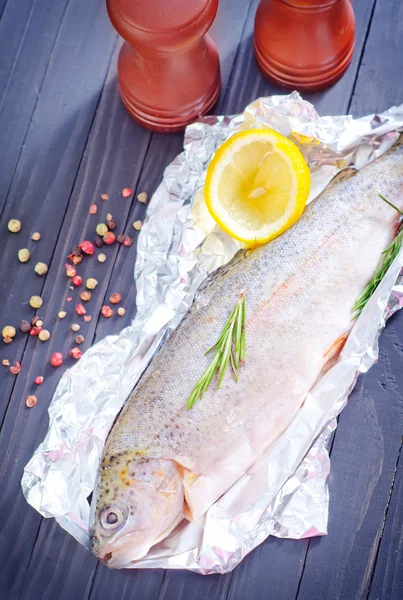 Pesce crudo — Foto Stock