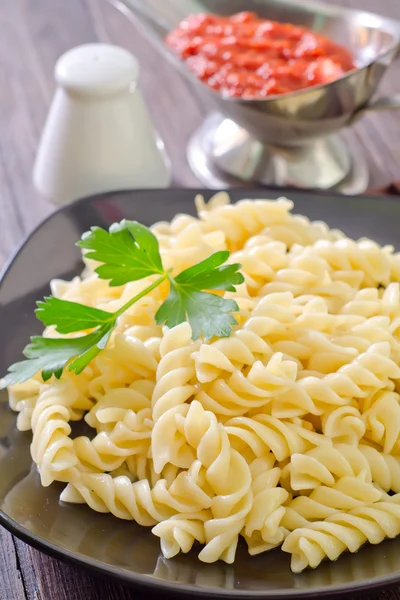 Pasta and sauce — Stock Photo, Image