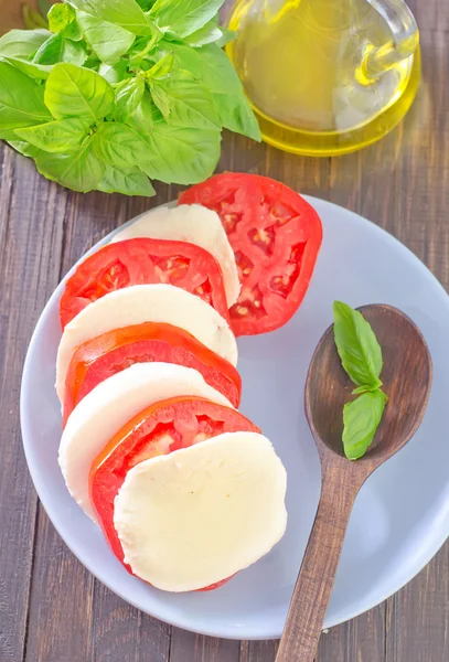 Caprese with tomatoes — Stock Photo, Image