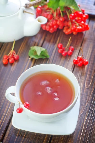 Tea and viburnum — Stock Photo, Image