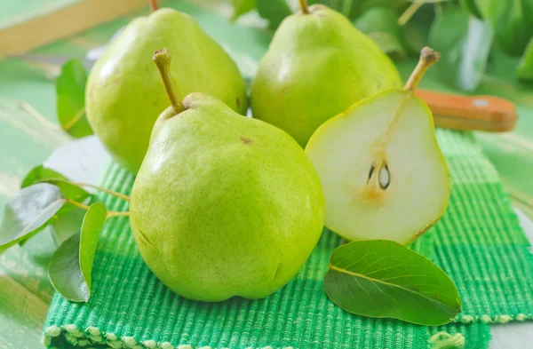 Fresh pears — Stock Photo, Image