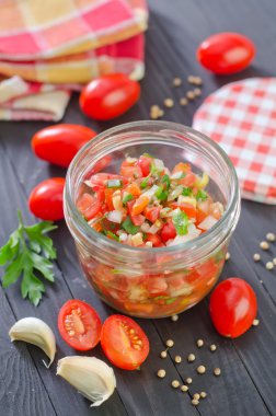 Salsa bir kavanoz içinde