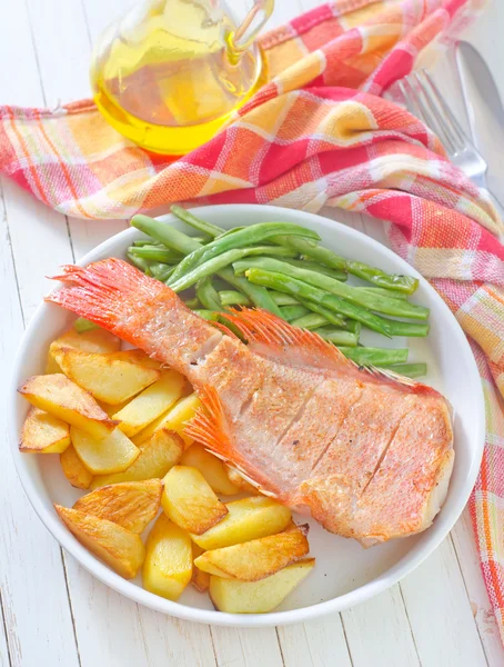 Baked fish — Stock Photo, Image