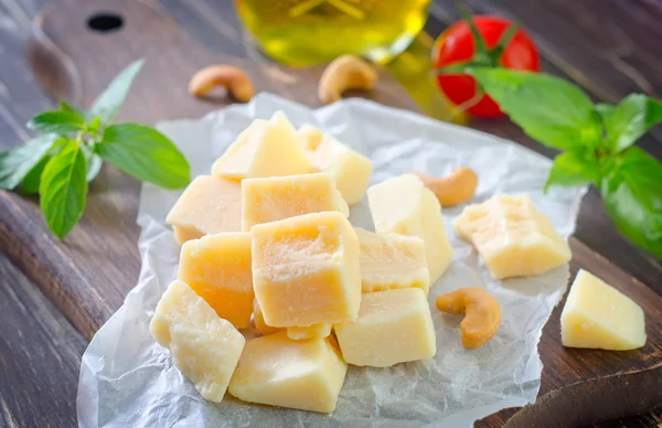 パルメザン チーズのスライス — ストック写真