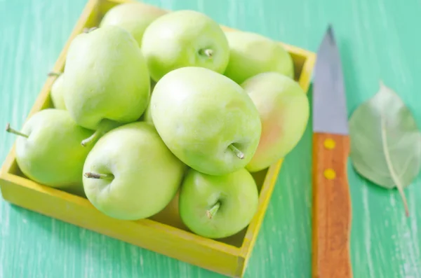 Groene appels — Stockfoto