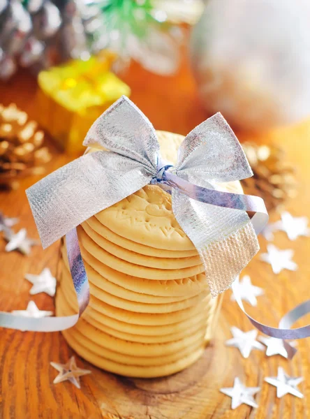 クッキーおよびクリスマスの装飾 — ストック写真