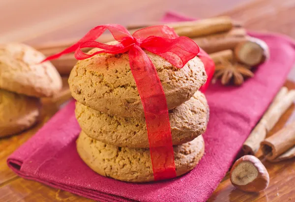 Cookies on pink napkin — Stock Photo, Image
