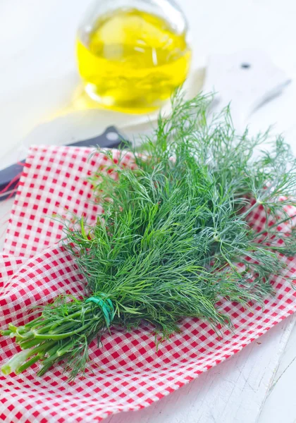 Frischer Dill auf Serviette — Stockfoto