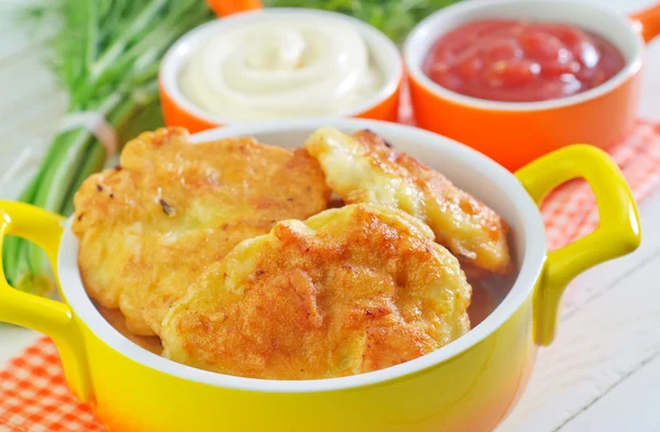 Cutlets in the pan — Stock Photo, Image