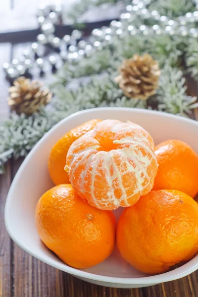 Mandarins em uma tigela — Fotografia de Stock