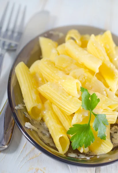 Pasta with cheese — Stock Photo, Image