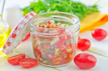 Salsa bir tablo