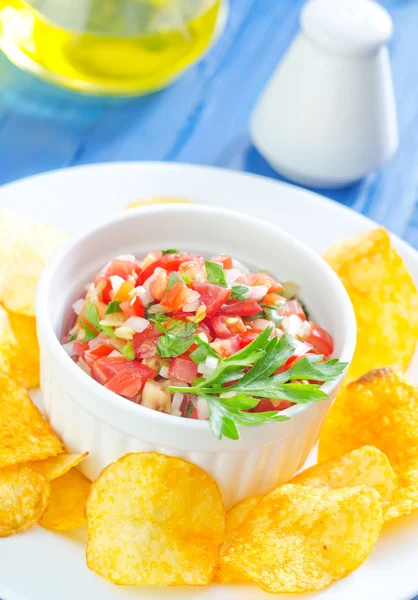 Nachos with salsa — Stock Photo, Image