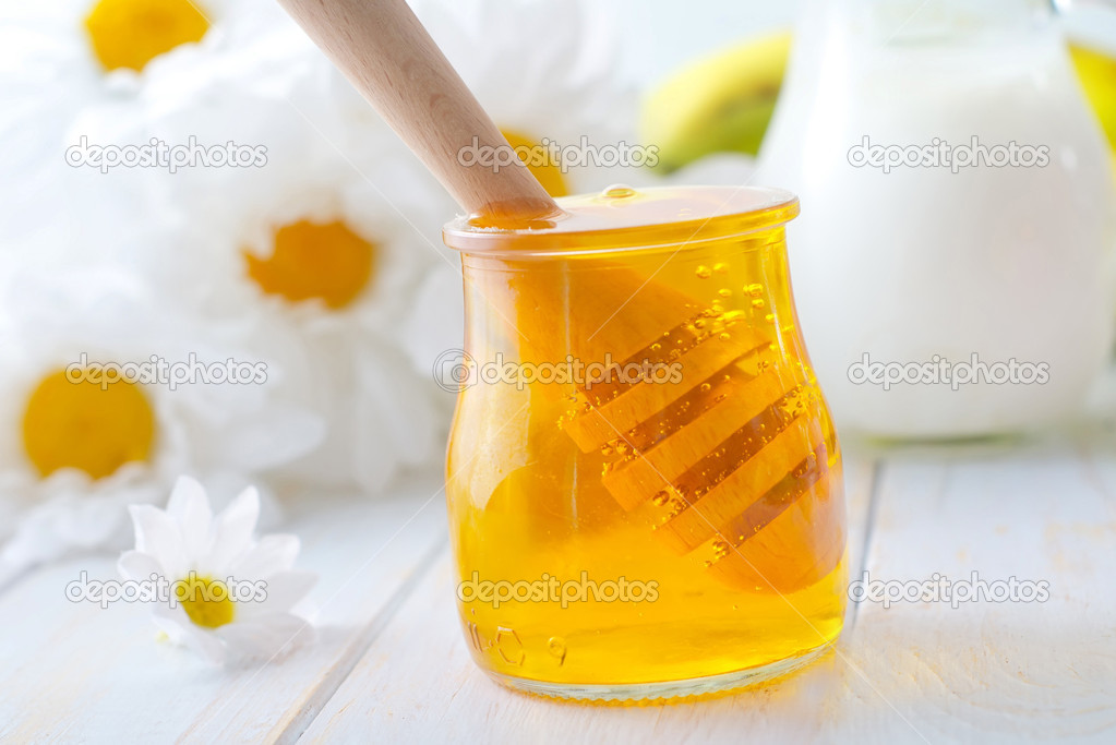 Fresh honey and milk