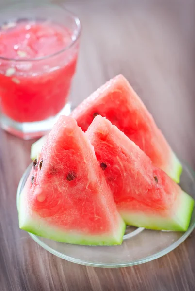 Watermelon and juice — Stock Photo, Image