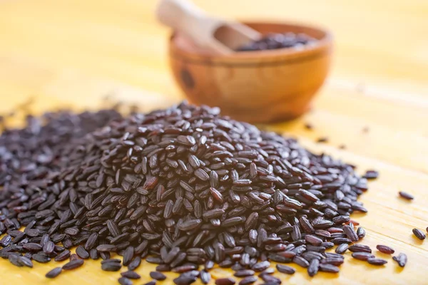 Black rice — Stock Photo, Image