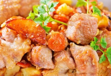 ile sebze kızarmış et