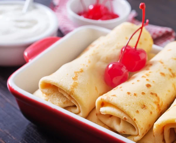 Pancakes with cherry — Stock Photo, Image