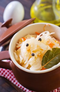 sauerkraft bir tablo