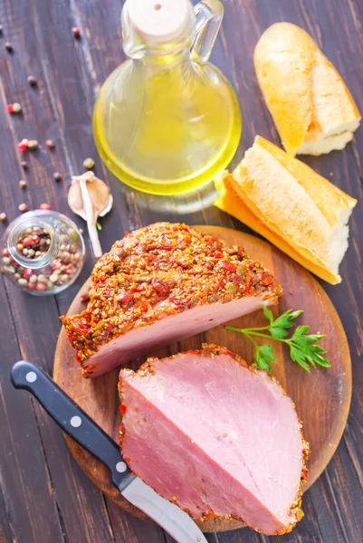 Geräuchertes Fleisch — Stockfoto