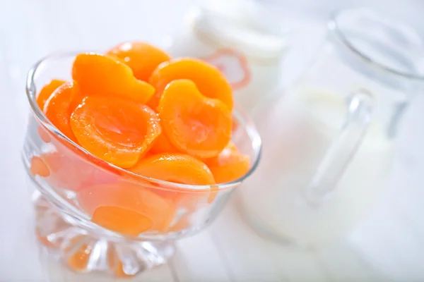 Apricots — Stock Photo, Image