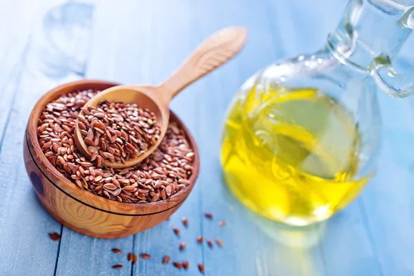 Flax seed in a wooden bowl — Stock Photo, Image