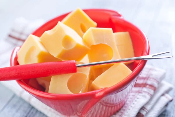 Queijo em uma tigela — Fotografia de Stock