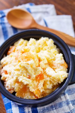 Kayısı ile yazlık