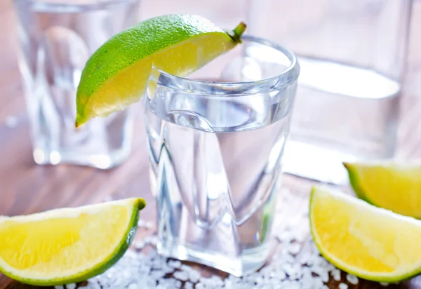 Tequila with lime — Stock Photo, Image