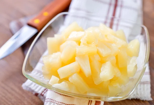 Pineapple in a bowl — Stock Photo, Image