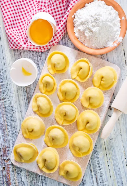 Pelmeni em bruto — Fotografia de Stock