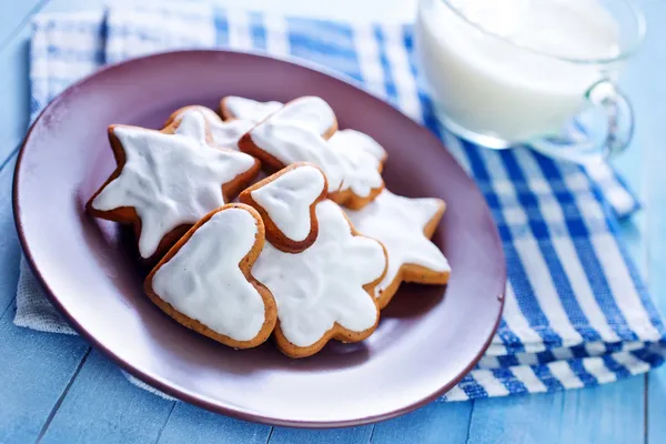 Soubory cookie s mlékem — Stock fotografie