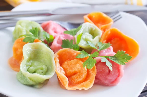 Kleur pelmeni — Stockfoto