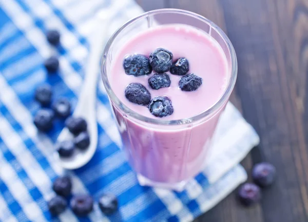 Blueberry yogurt — Stock Photo, Image