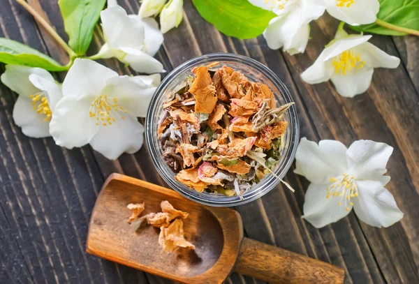 Dry herbal tea — Stock Photo, Image