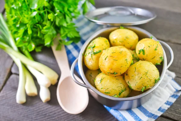 Kokt potatis — Stockfoto