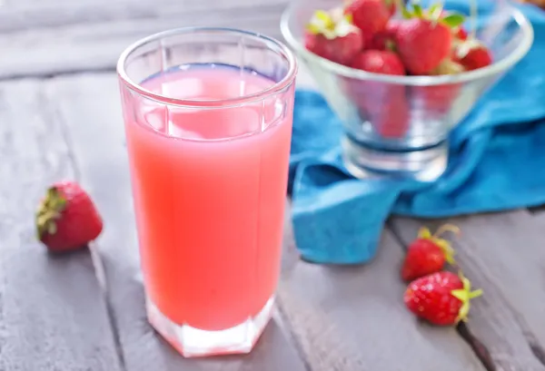 Strawberry juice — Stock Photo, Image