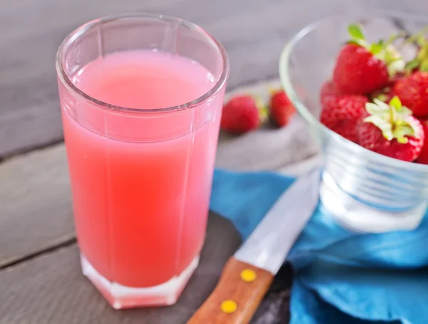 Strawberry juice — Stock Photo, Image