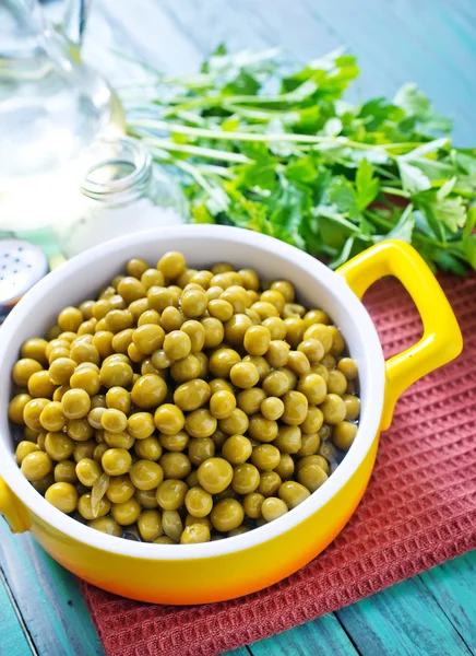 Canned peas — Stock Photo, Image