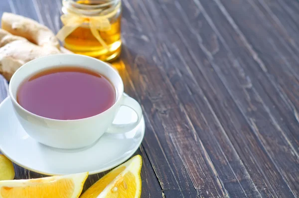 Tea with honey and lemon — Stock Photo, Image