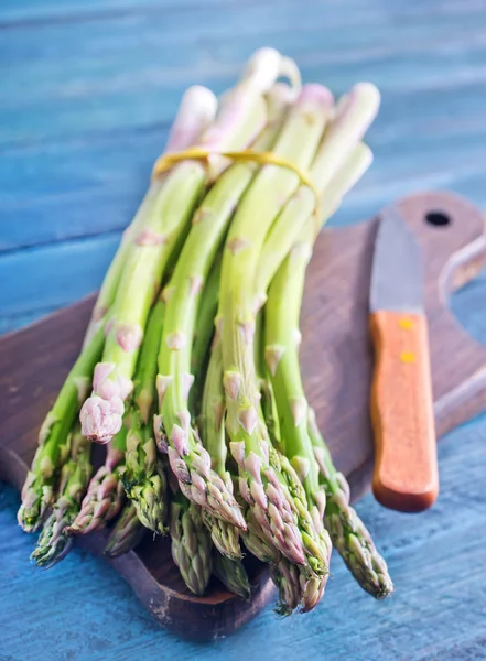 Asparagus on board — Stock Photo, Image