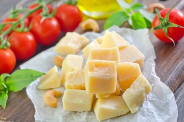 parmesan ve domates
