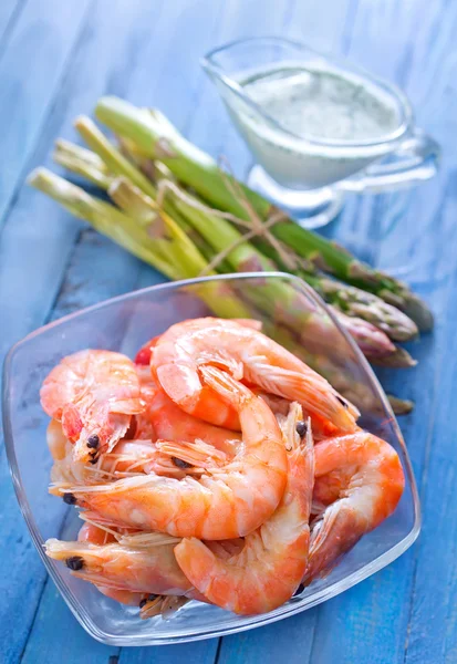 Udang di atas meja — Stok Foto