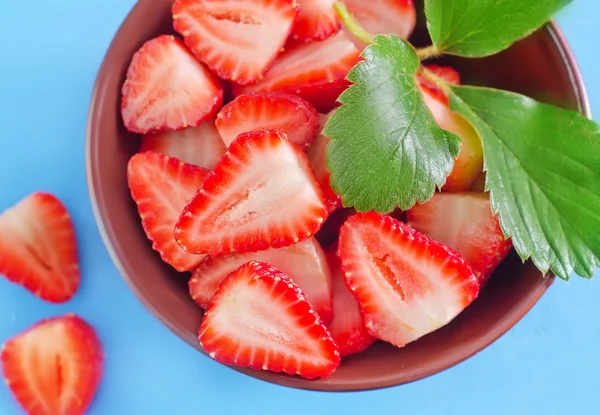 Strawberry in bowl — Stock Photo, Image