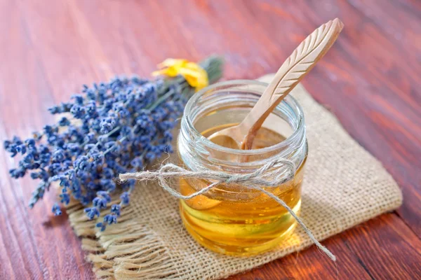 Honung och lavendel — Stockfoto