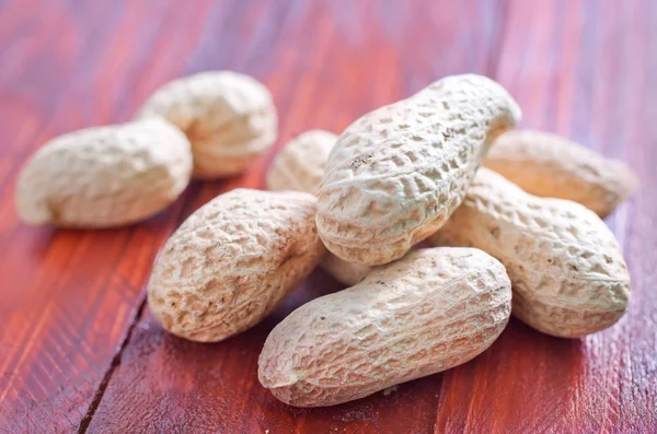 Cacahuetes en la mesa — Foto de Stock