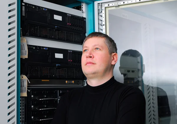 It technician in the data center — Stock Photo, Image